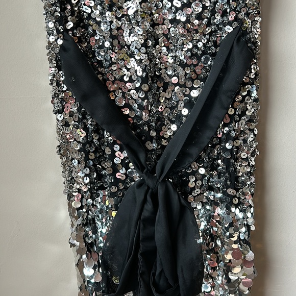 SHULAMI NWT silver sequin & bedazzled party dress size L - Picture 7 of 7